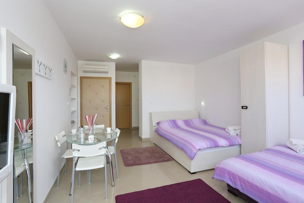 Luxury Town Center Apartments Zadar Room photo