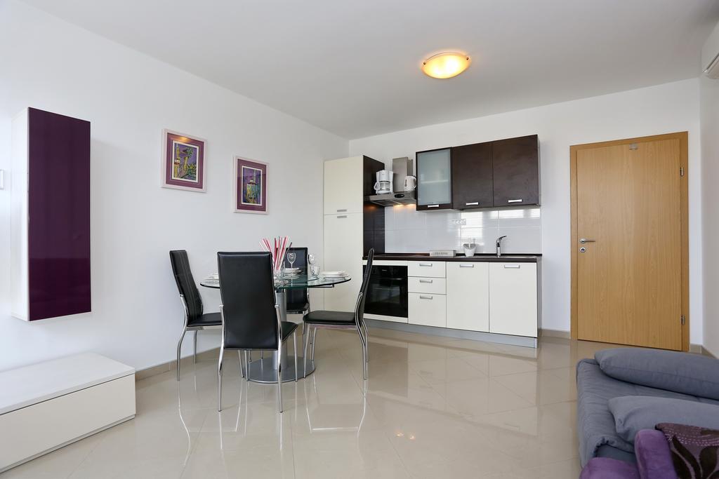 Luxury Town Center Apartments Zadar Room photo